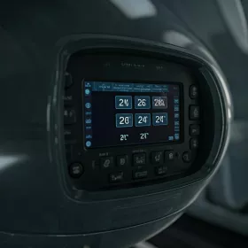 Kosmický termostat kabiny KT-3000 | Klimatizace UFO interiéru